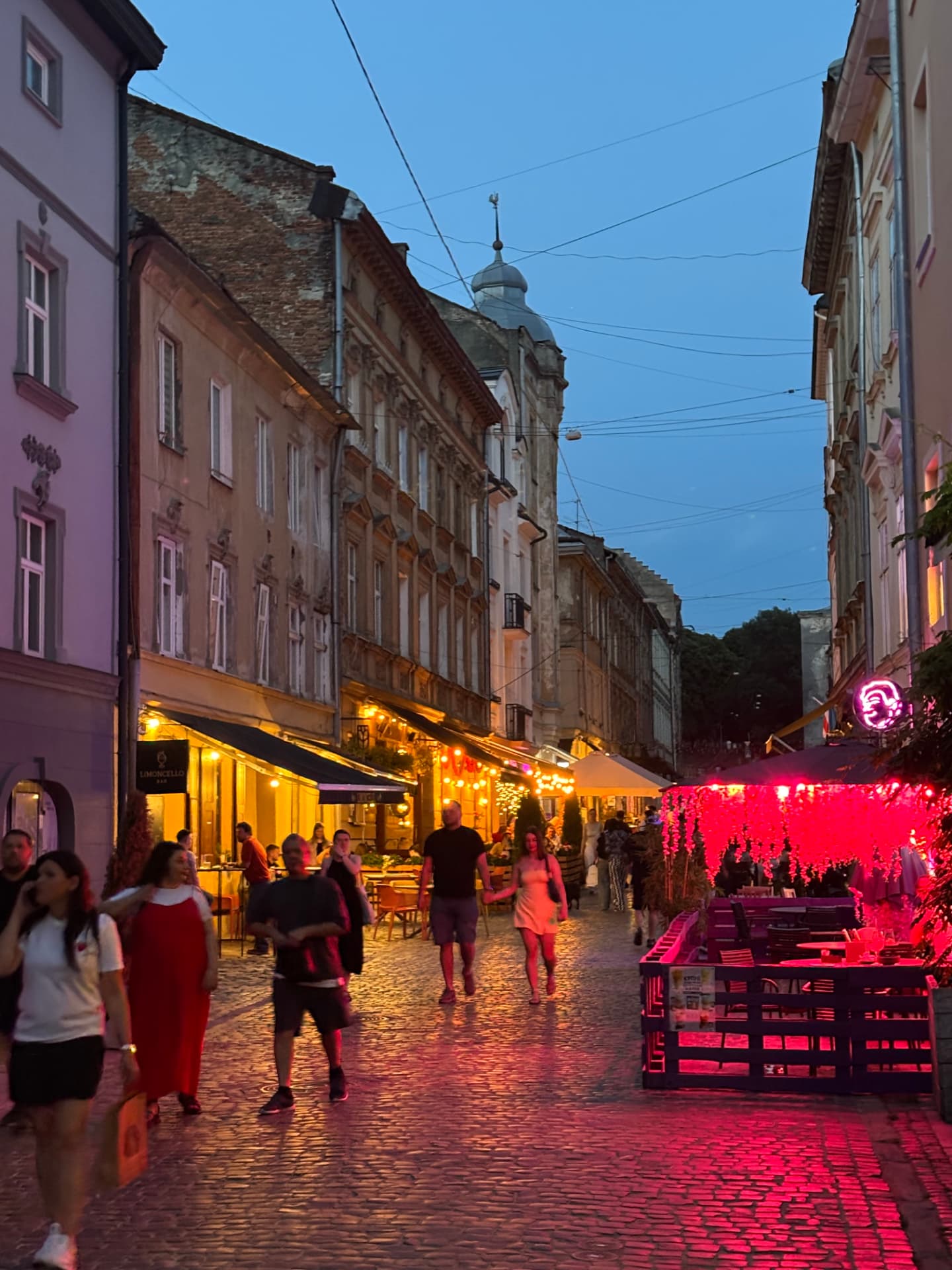 Lviv — Cafés and cobblestones after work