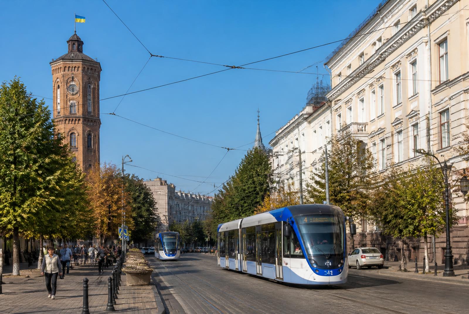 Vinnytsia — Soborna Street and the water tower